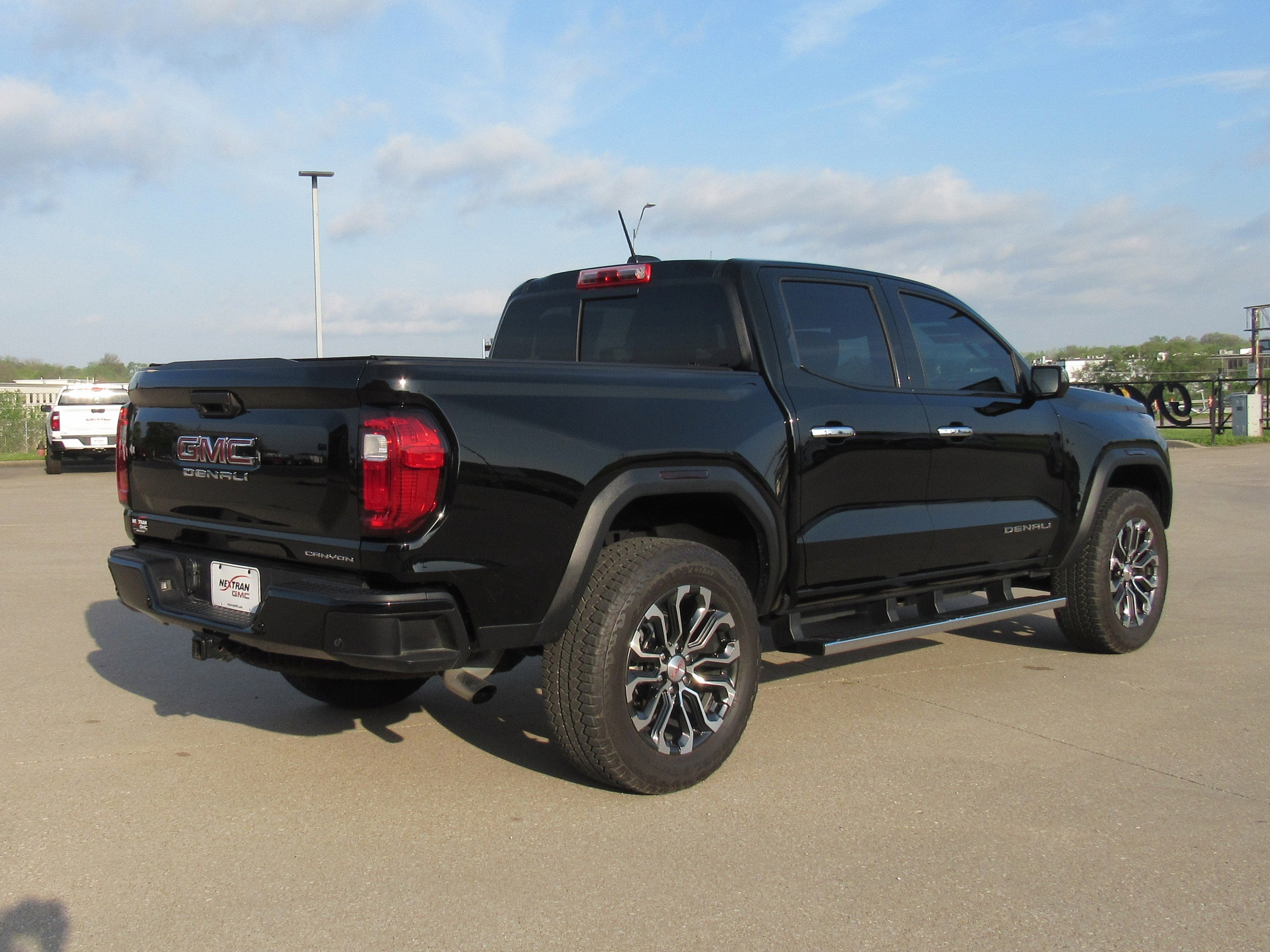 2024 GMC Canyon Denali