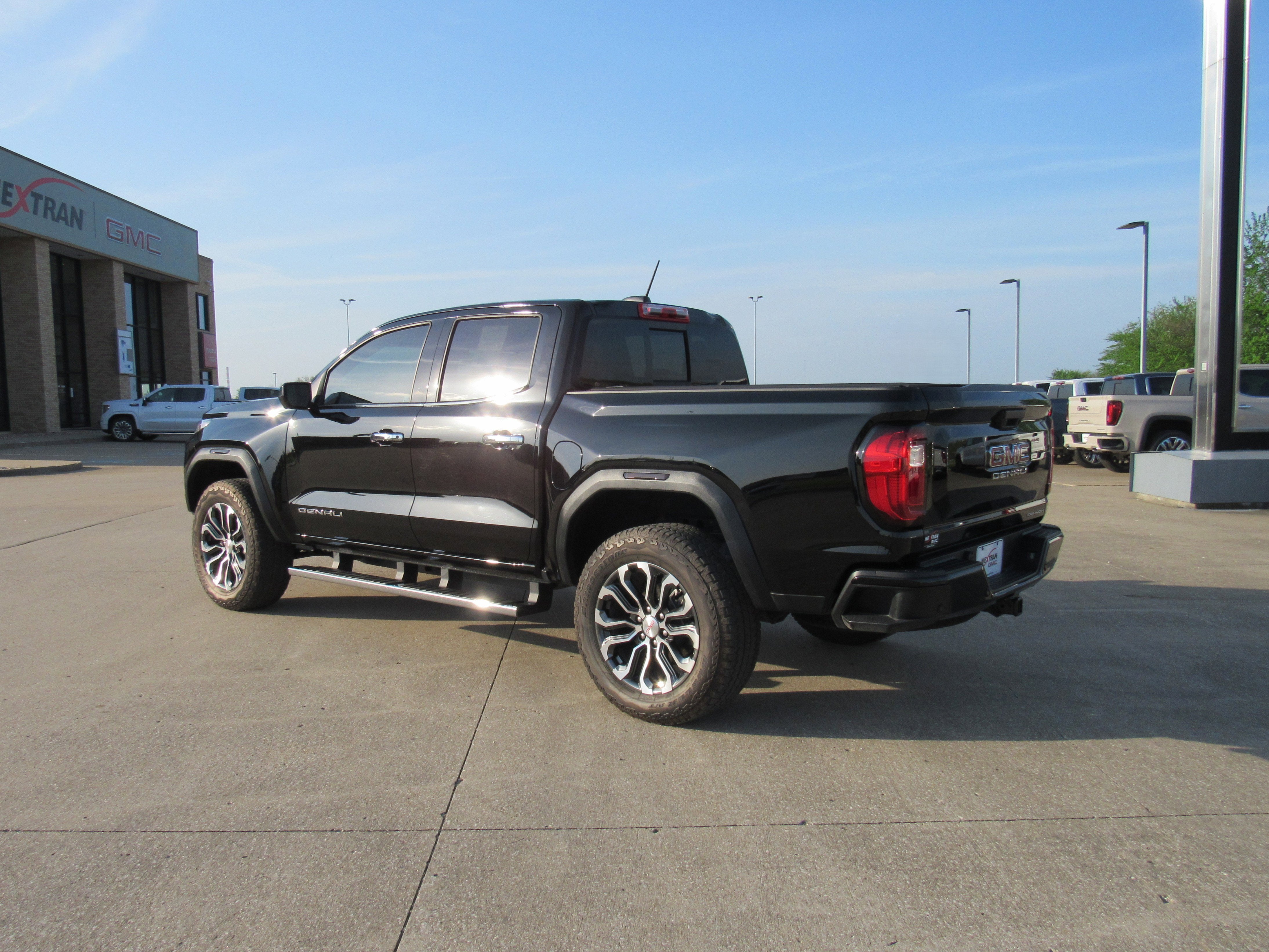 2024 GMC Canyon Denali
