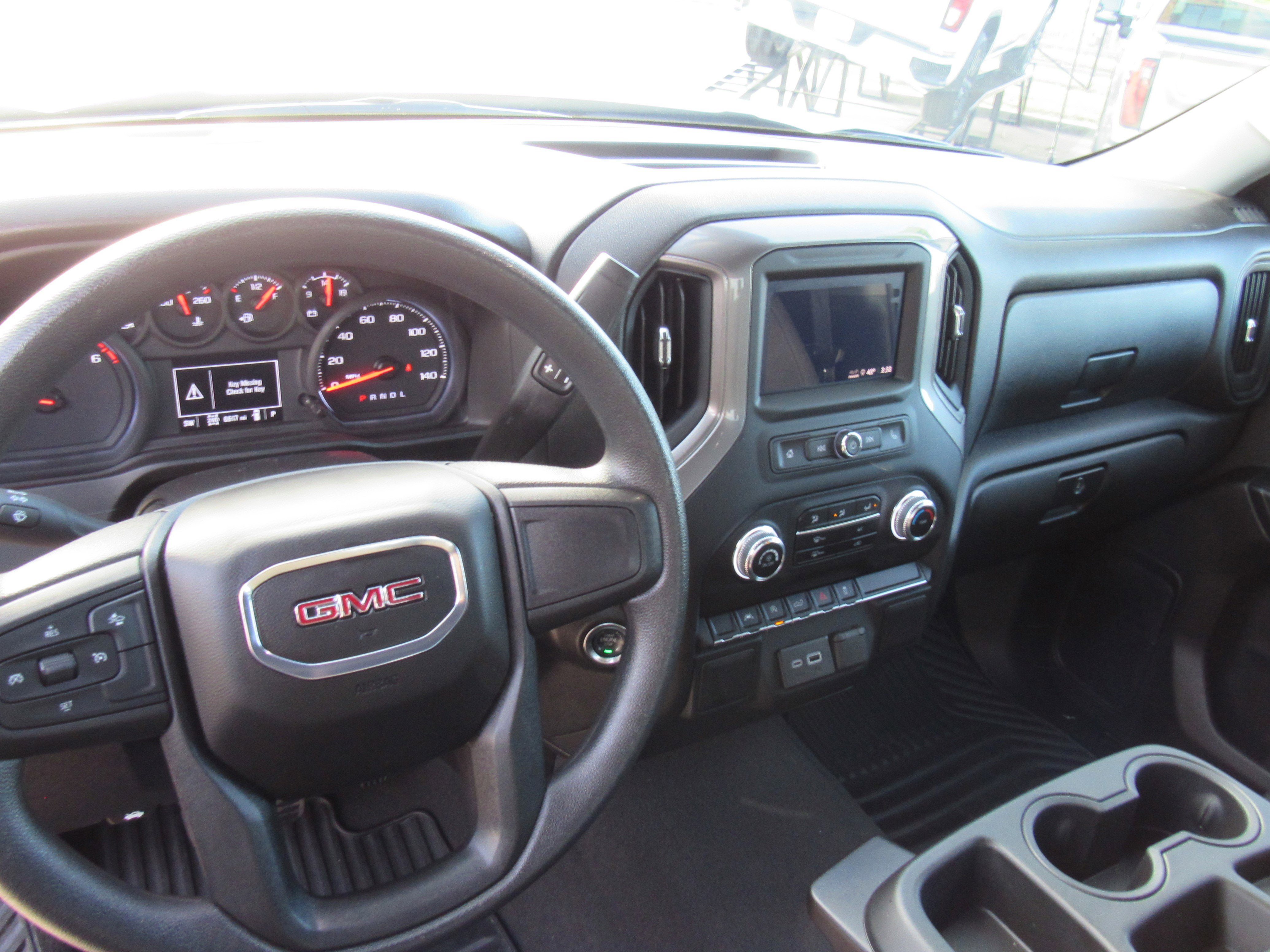 2025 GMC Sierra 1500 Pro