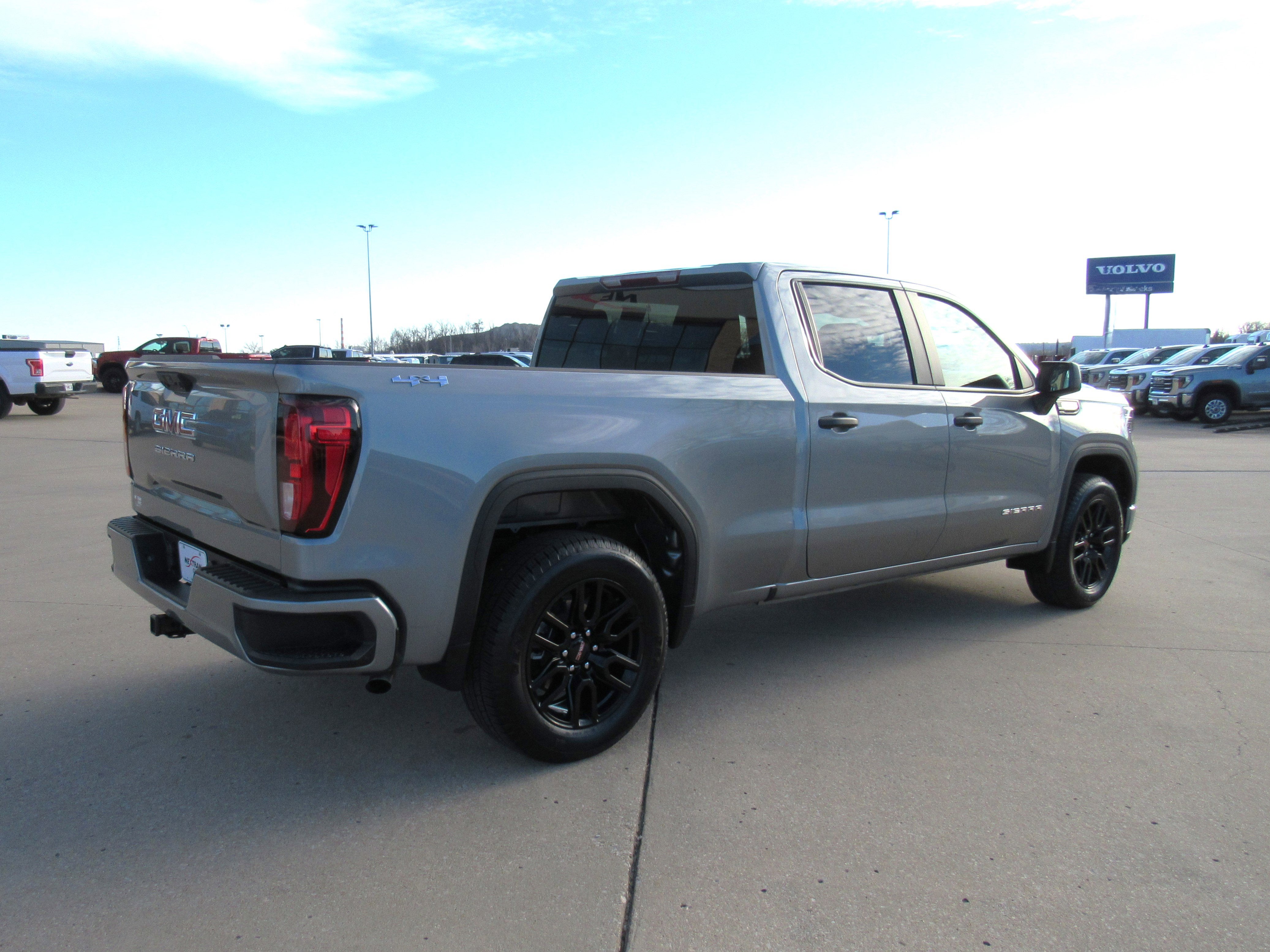 2025 GMC Sierra 1500 Pro