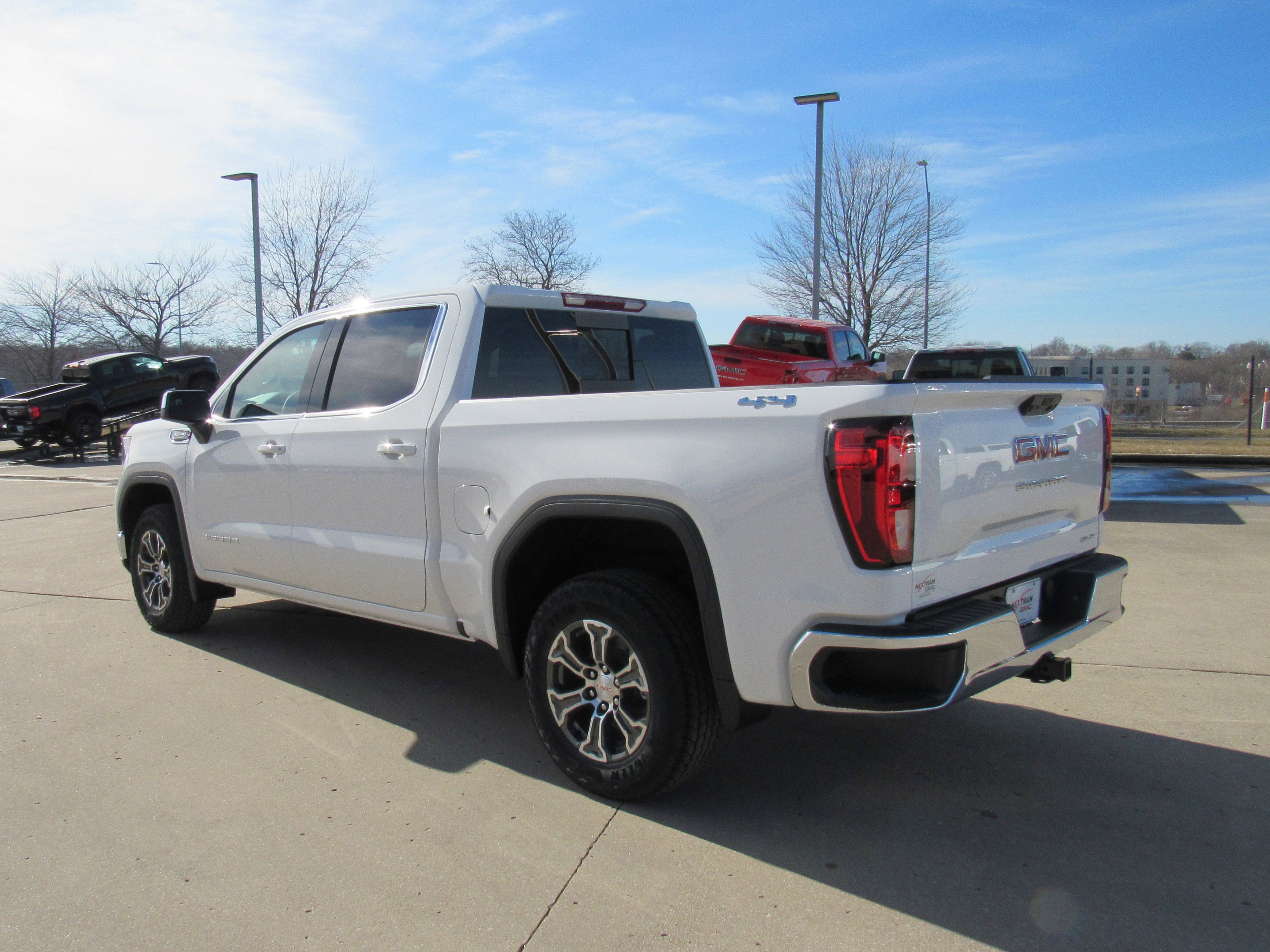 2026 GMC Sierra 1500 SLE