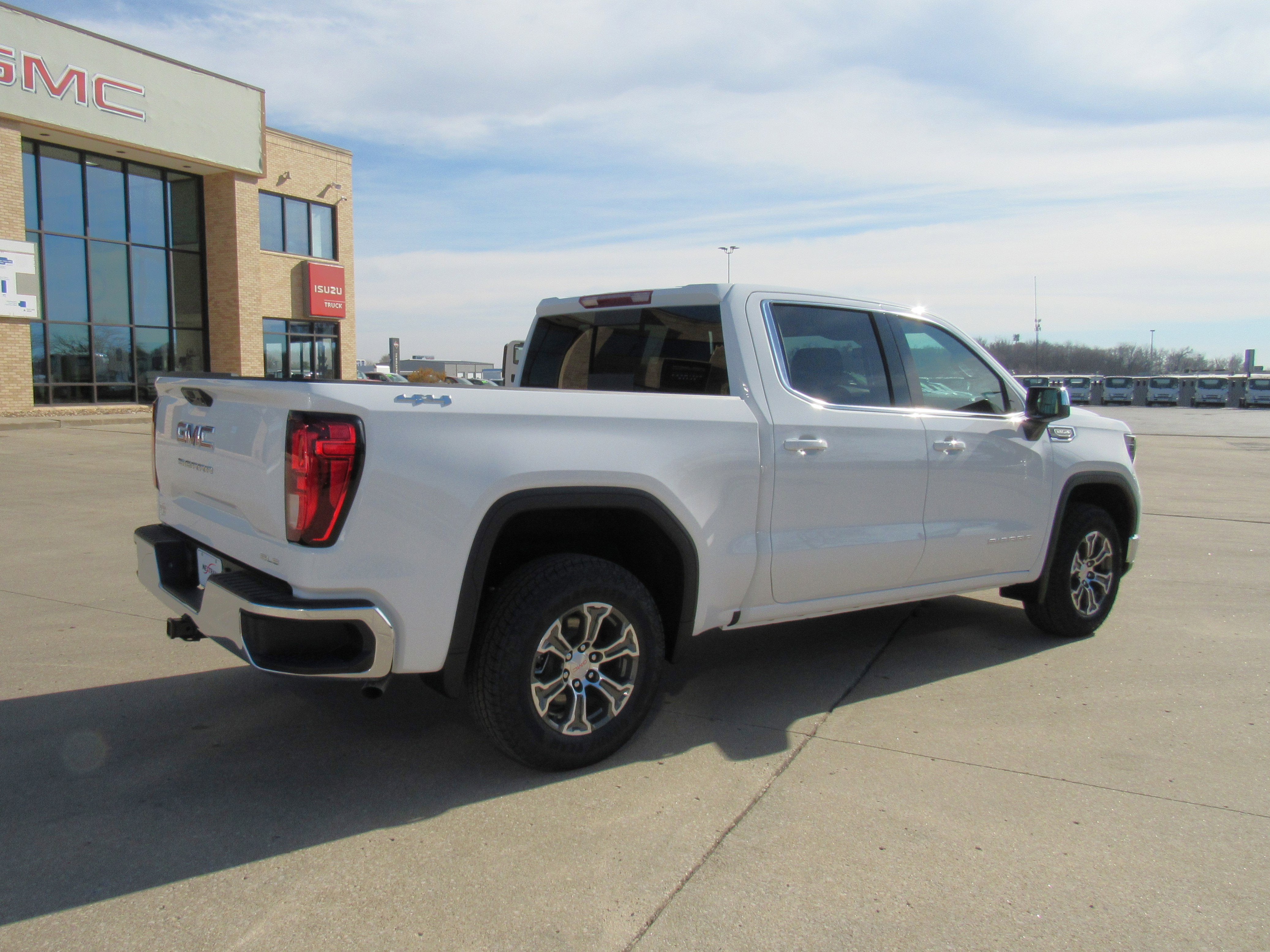 2026 GMC Sierra 1500 SLE