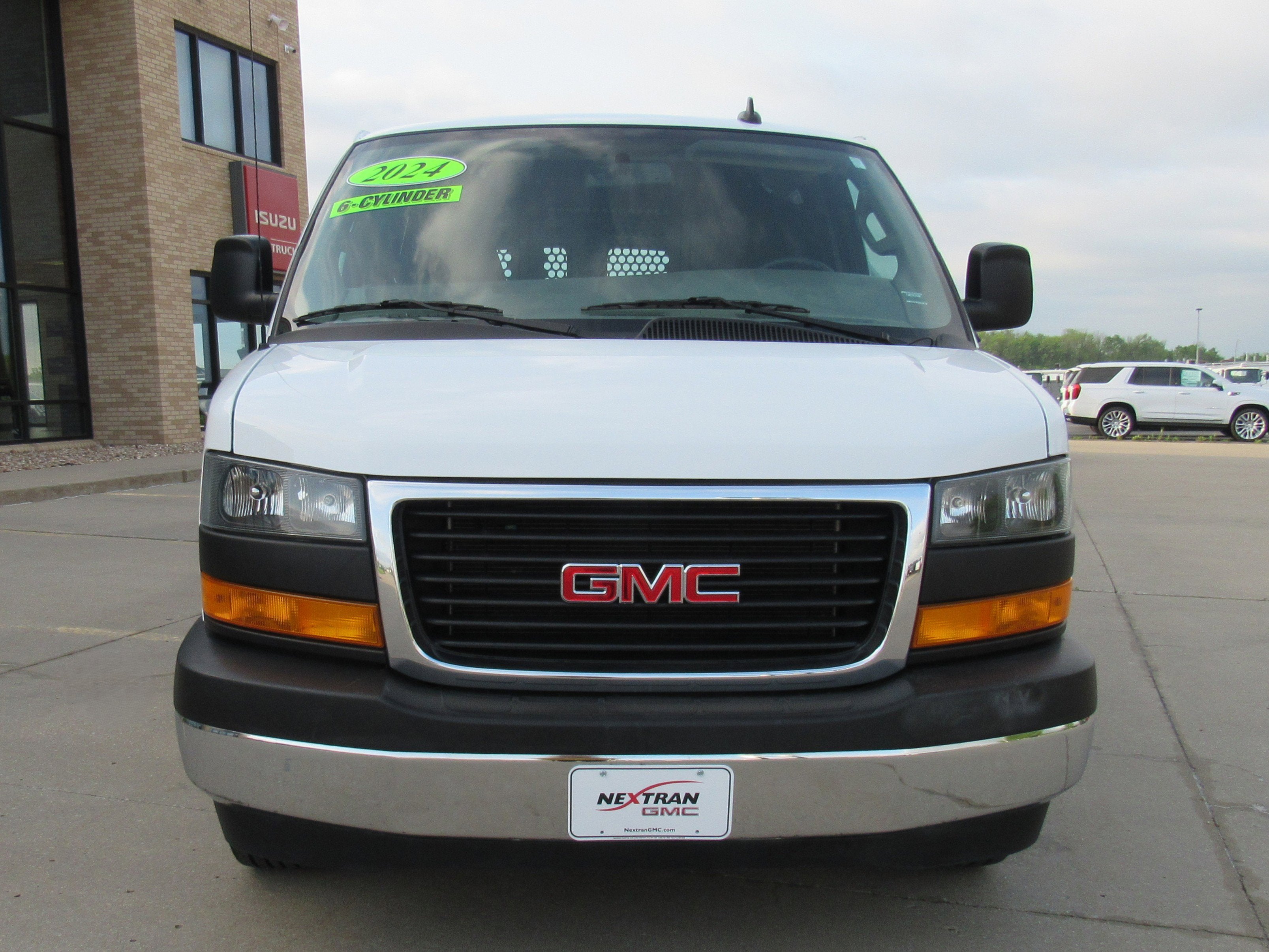 2024 GMC Savana Cargo 2500 Work Van