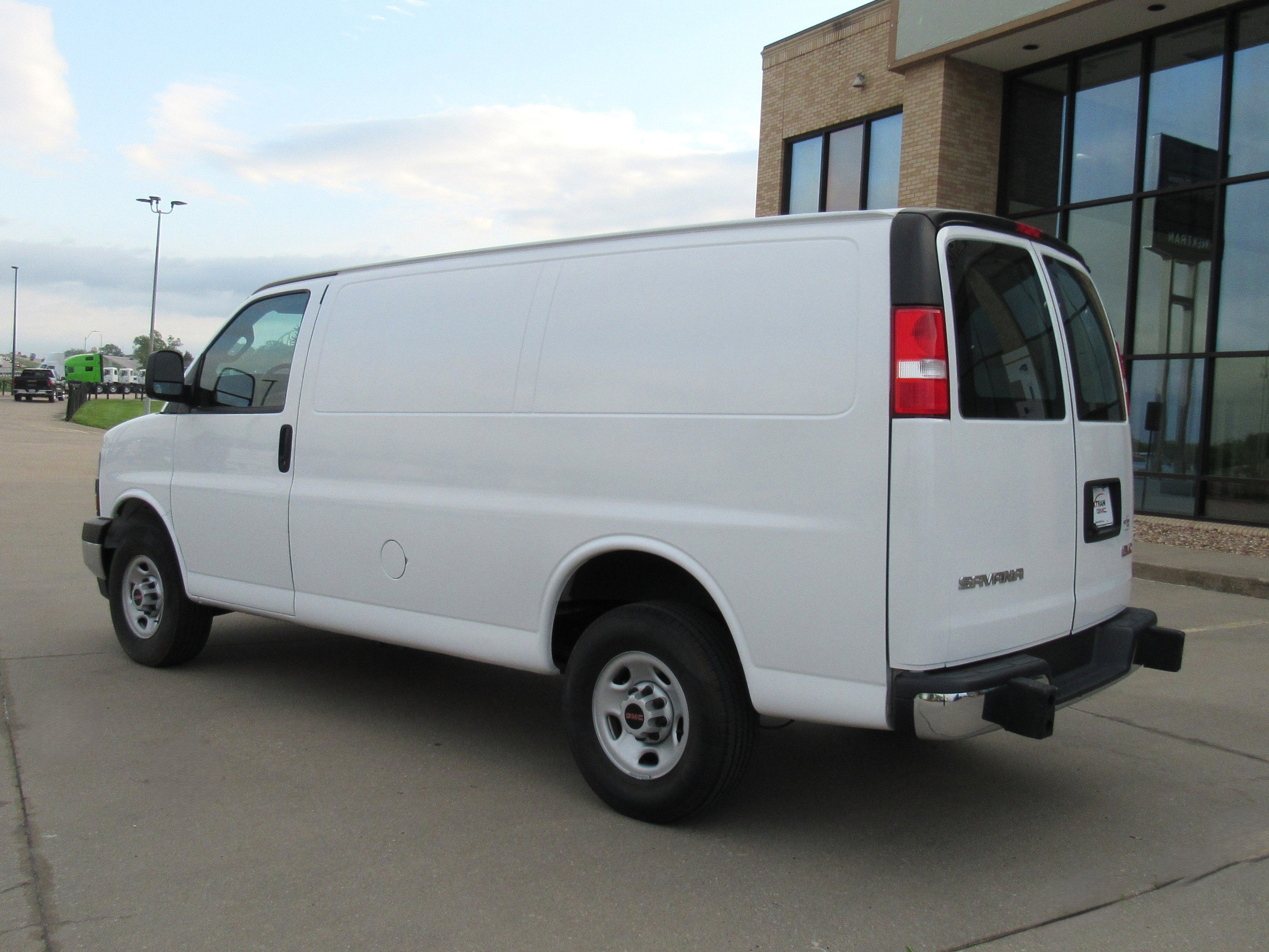 2024 GMC Savana Cargo 2500 Work Van
