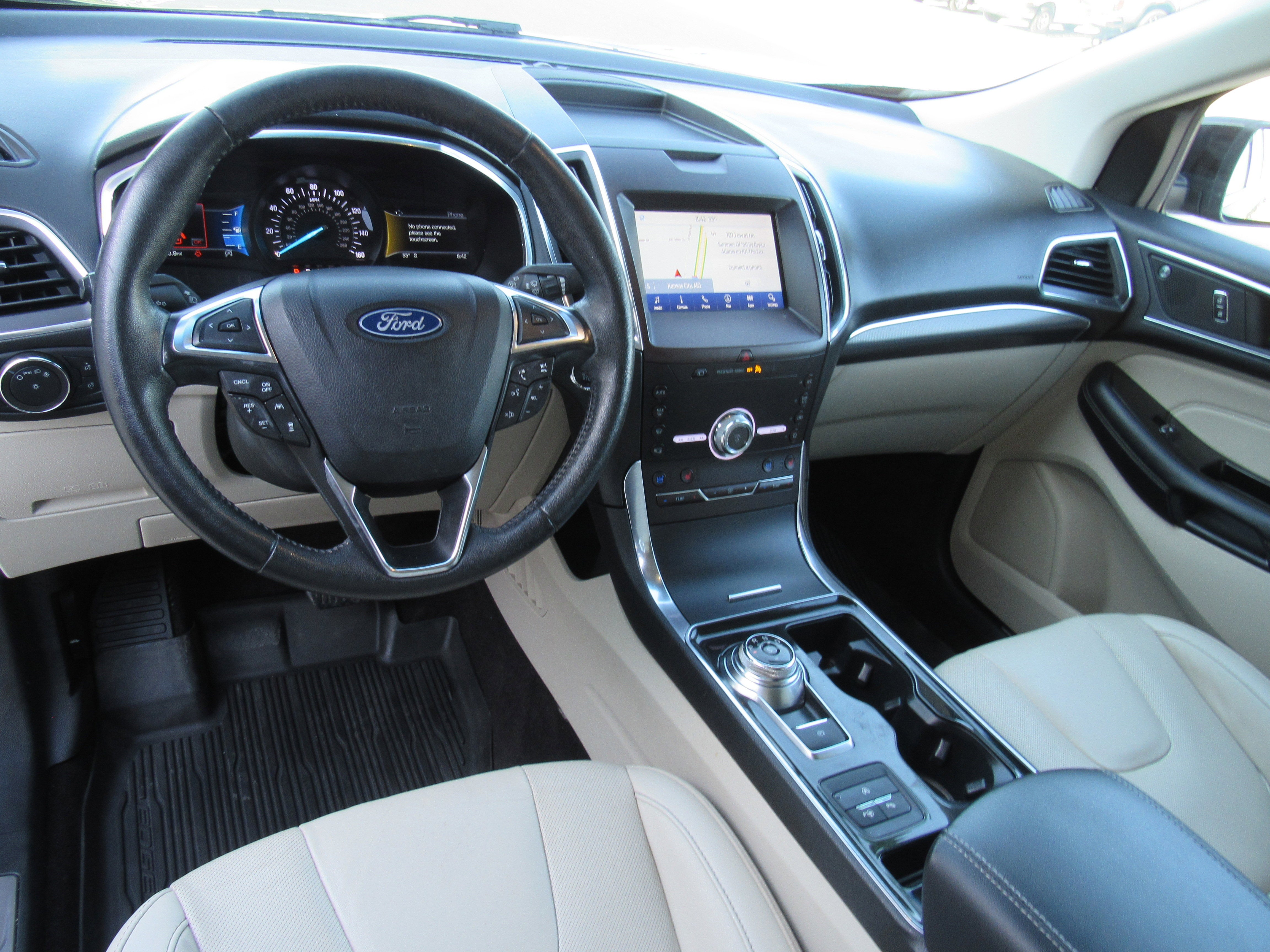 2020 Ford Edge Titanium