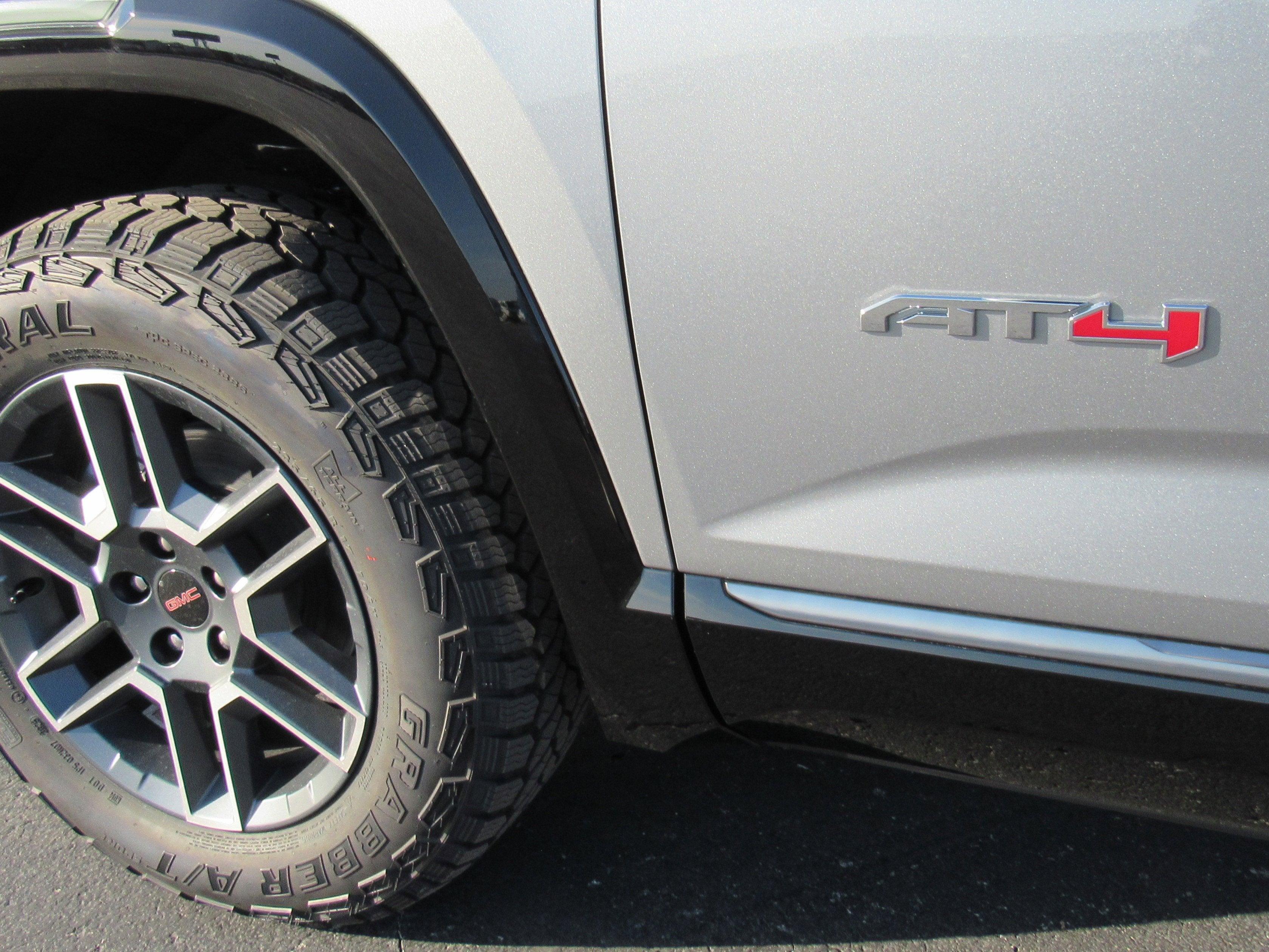 2026 GMC Terrain AT4