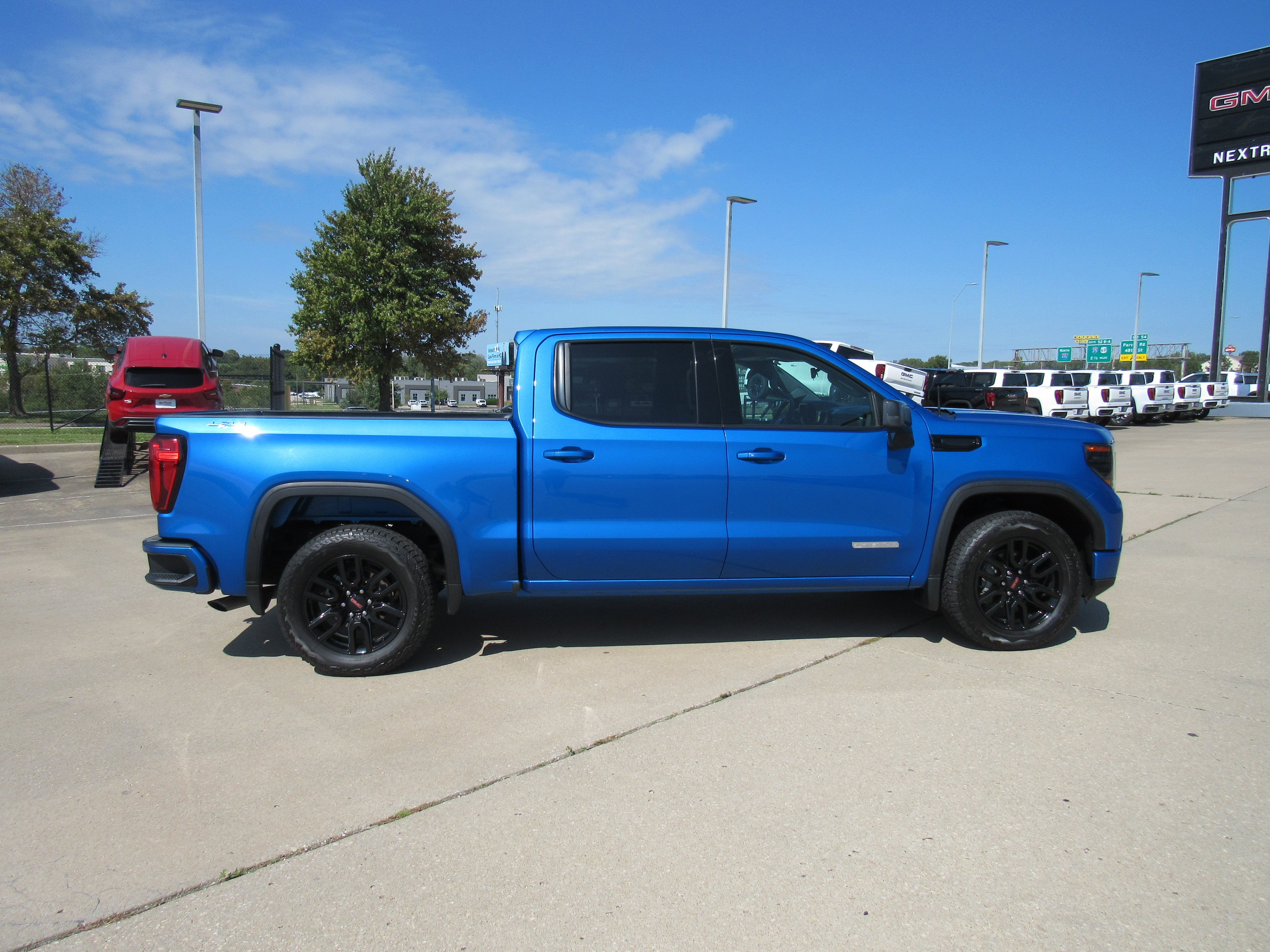 2023 GMC Sierra 1500 Elevation