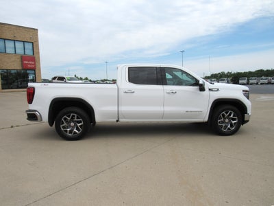 2024 GMC Sierra 1500 SLT