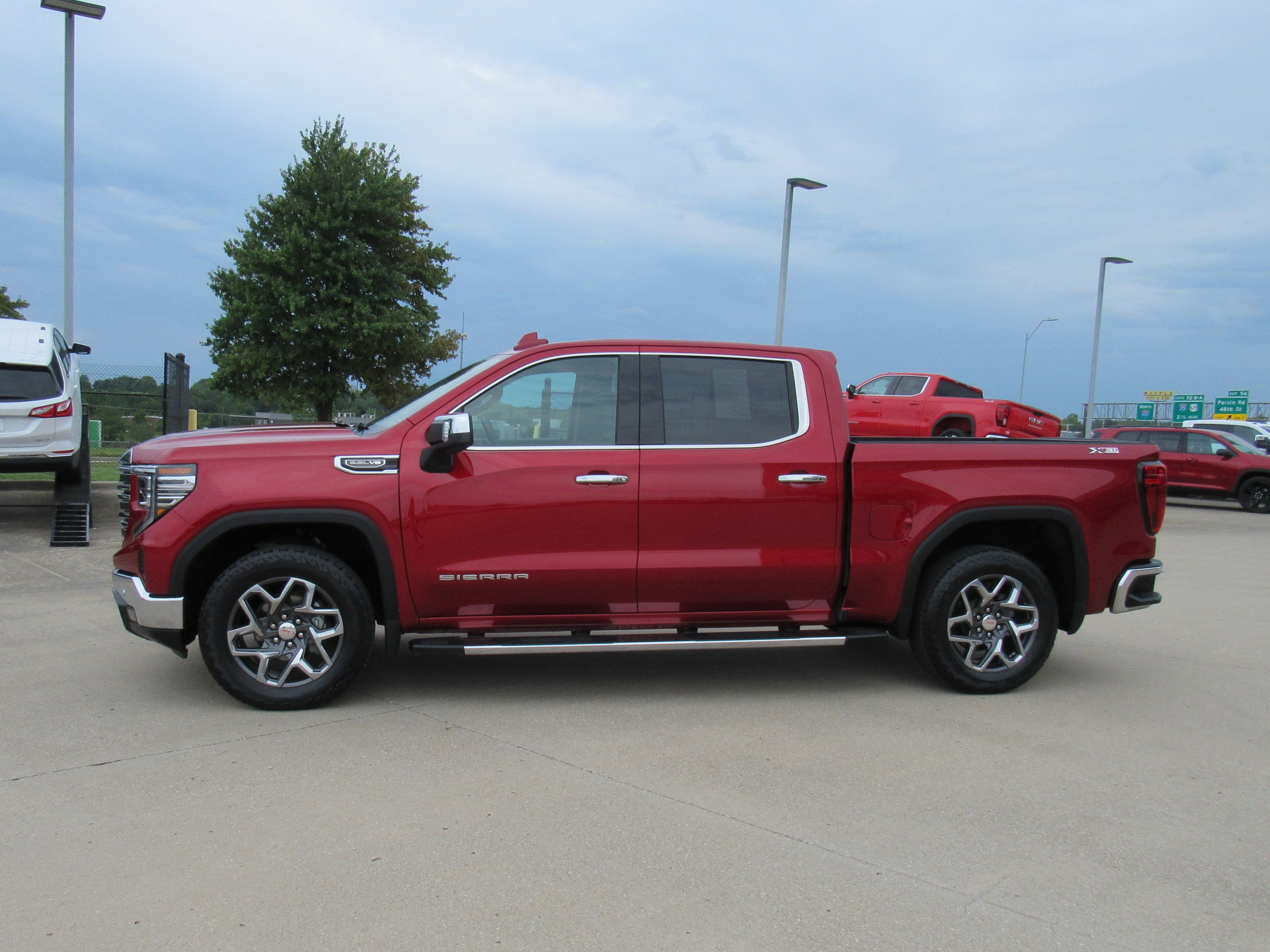 2024 GMC Sierra 1500 SLT