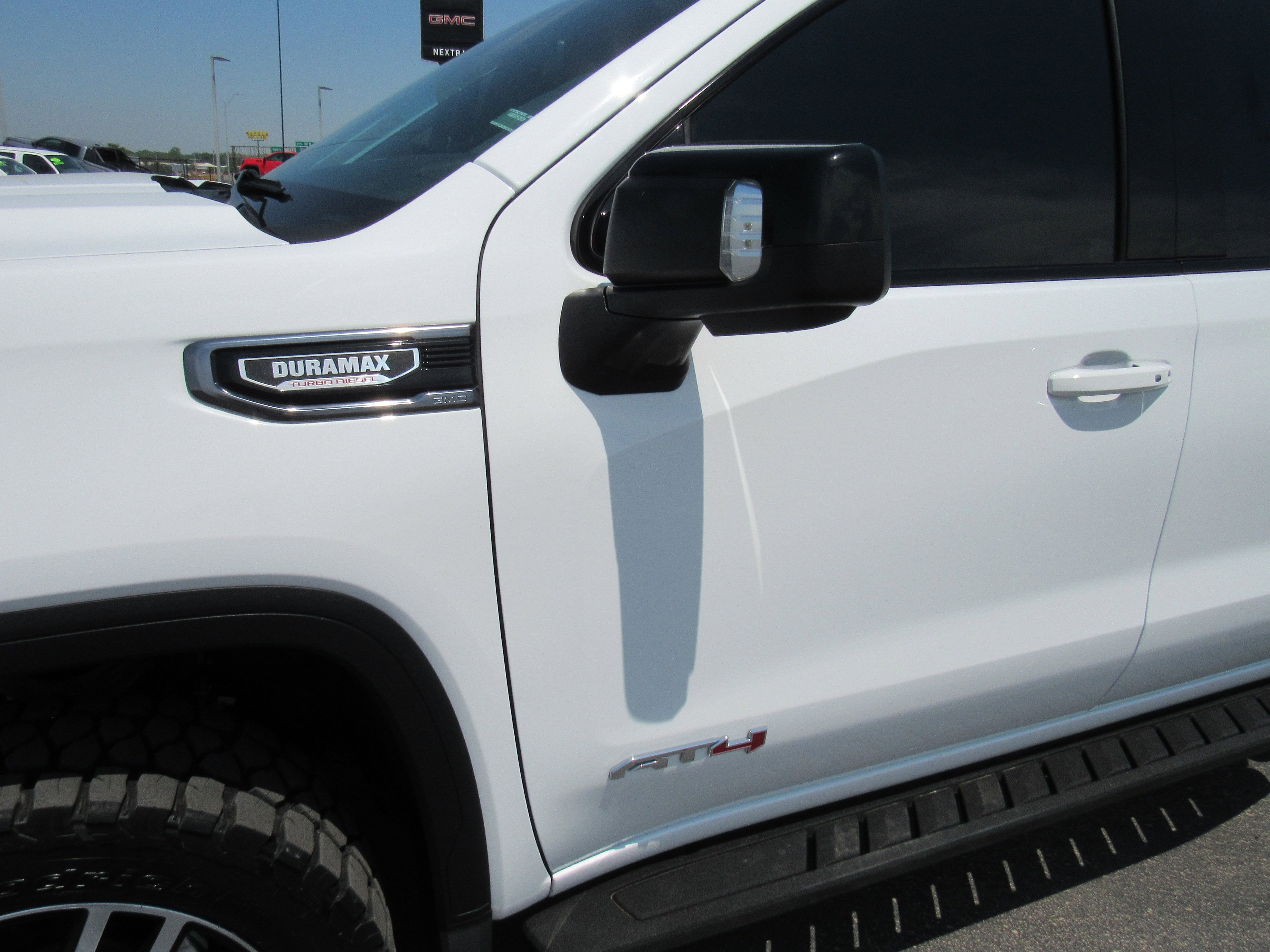2024 GMC Sierra 1500 AT4