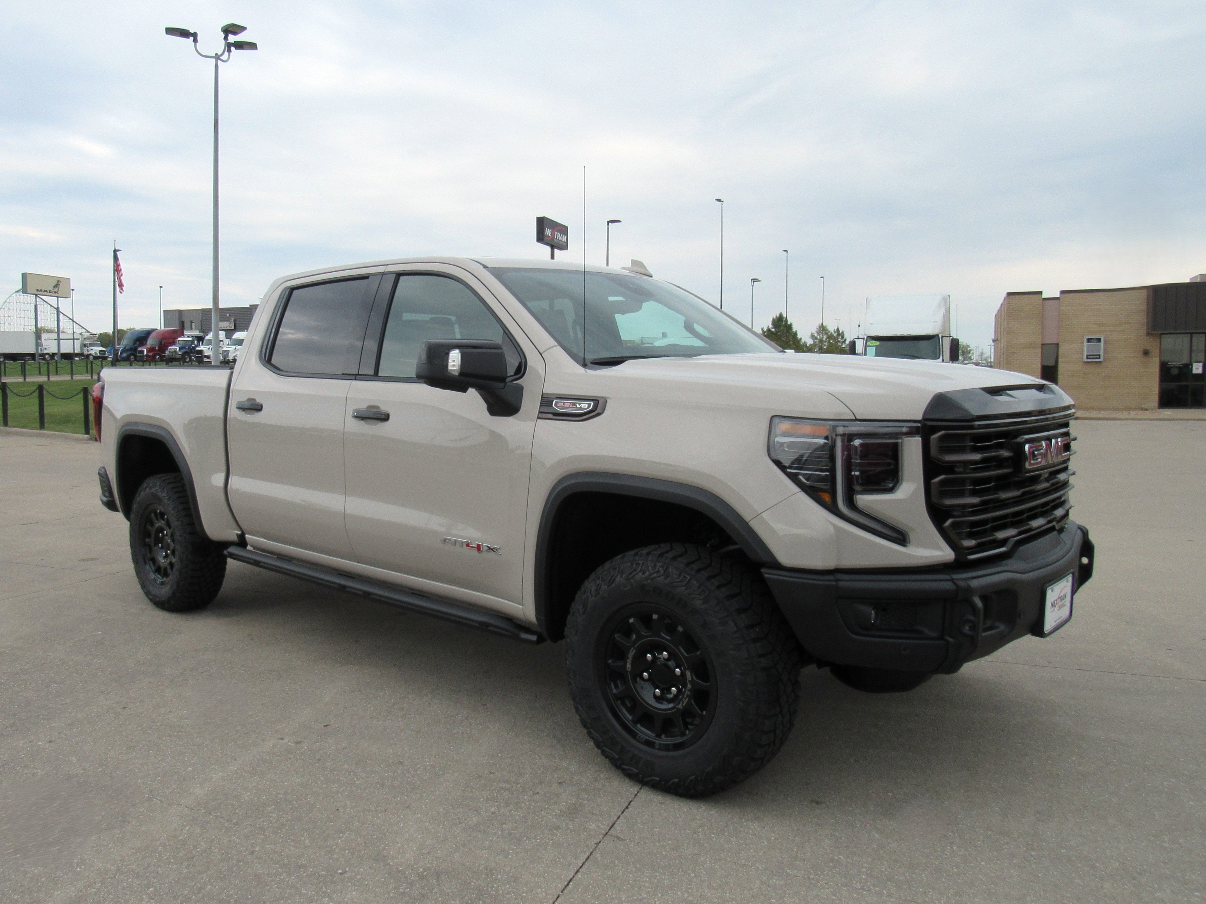 2026 GMC Sierra 1500 AT4X