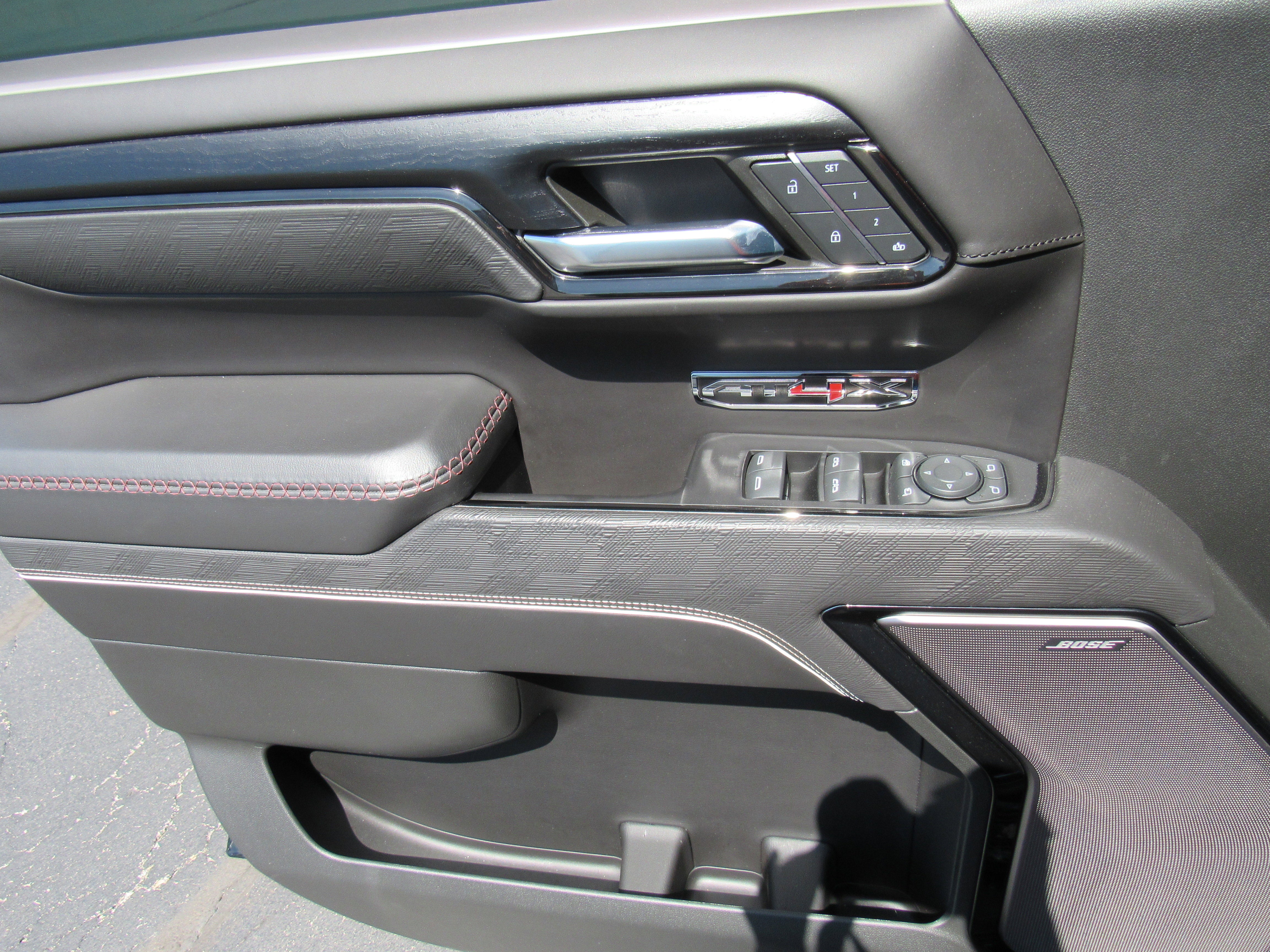 2022 GMC Sierra 1500 AT4X