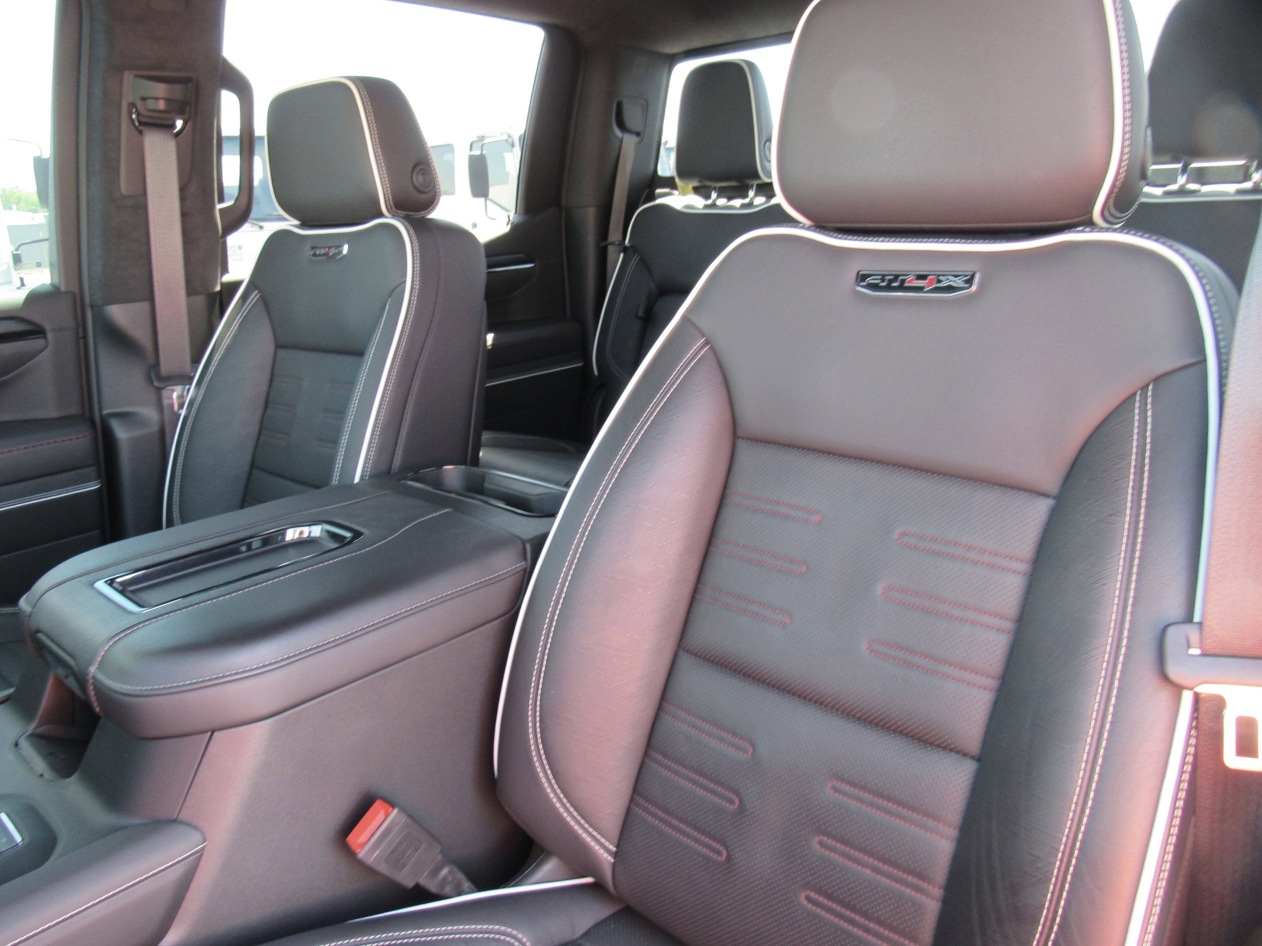 2022 GMC Sierra 1500 AT4X