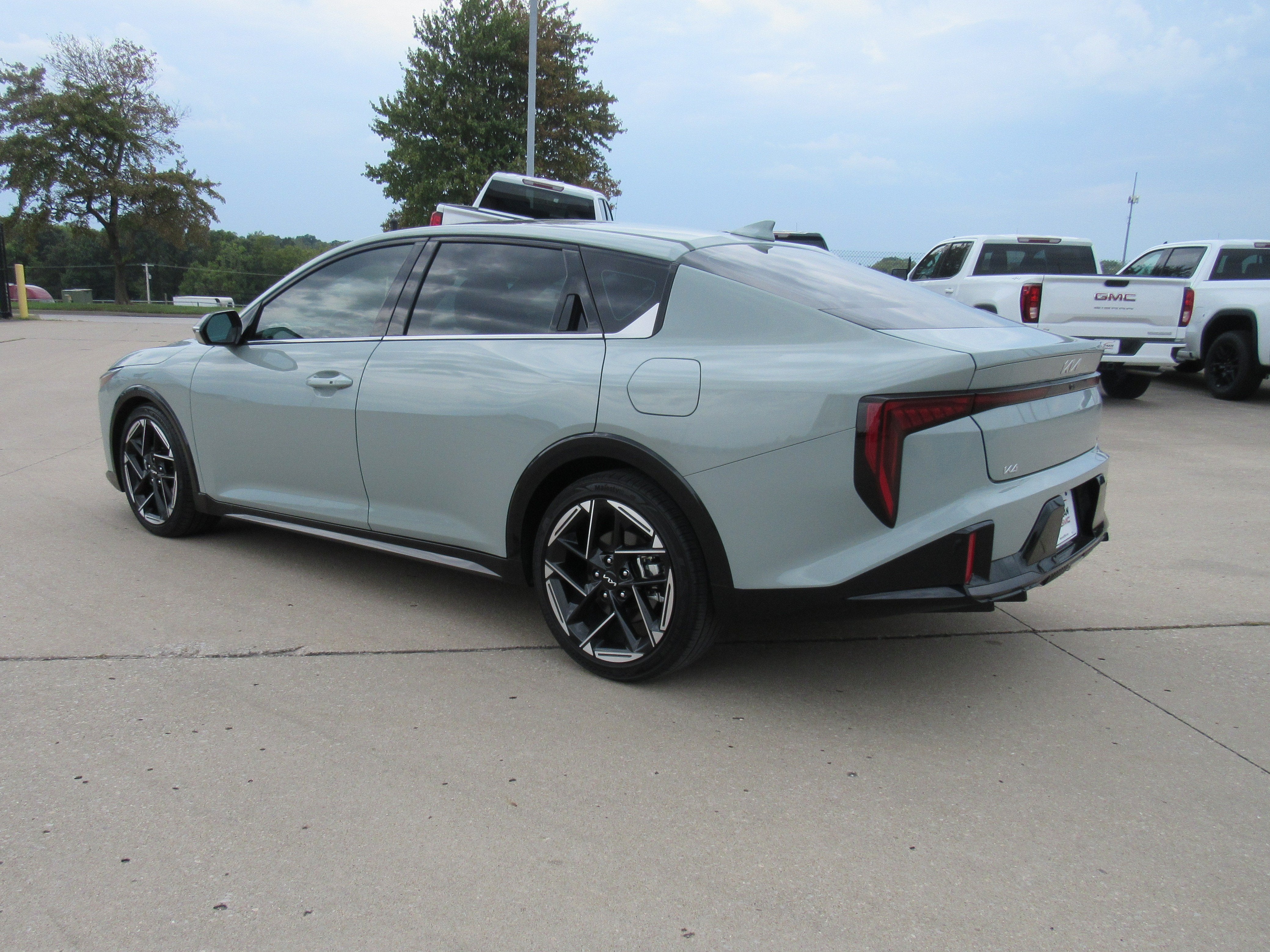 2025 Kia K4 GT-Line