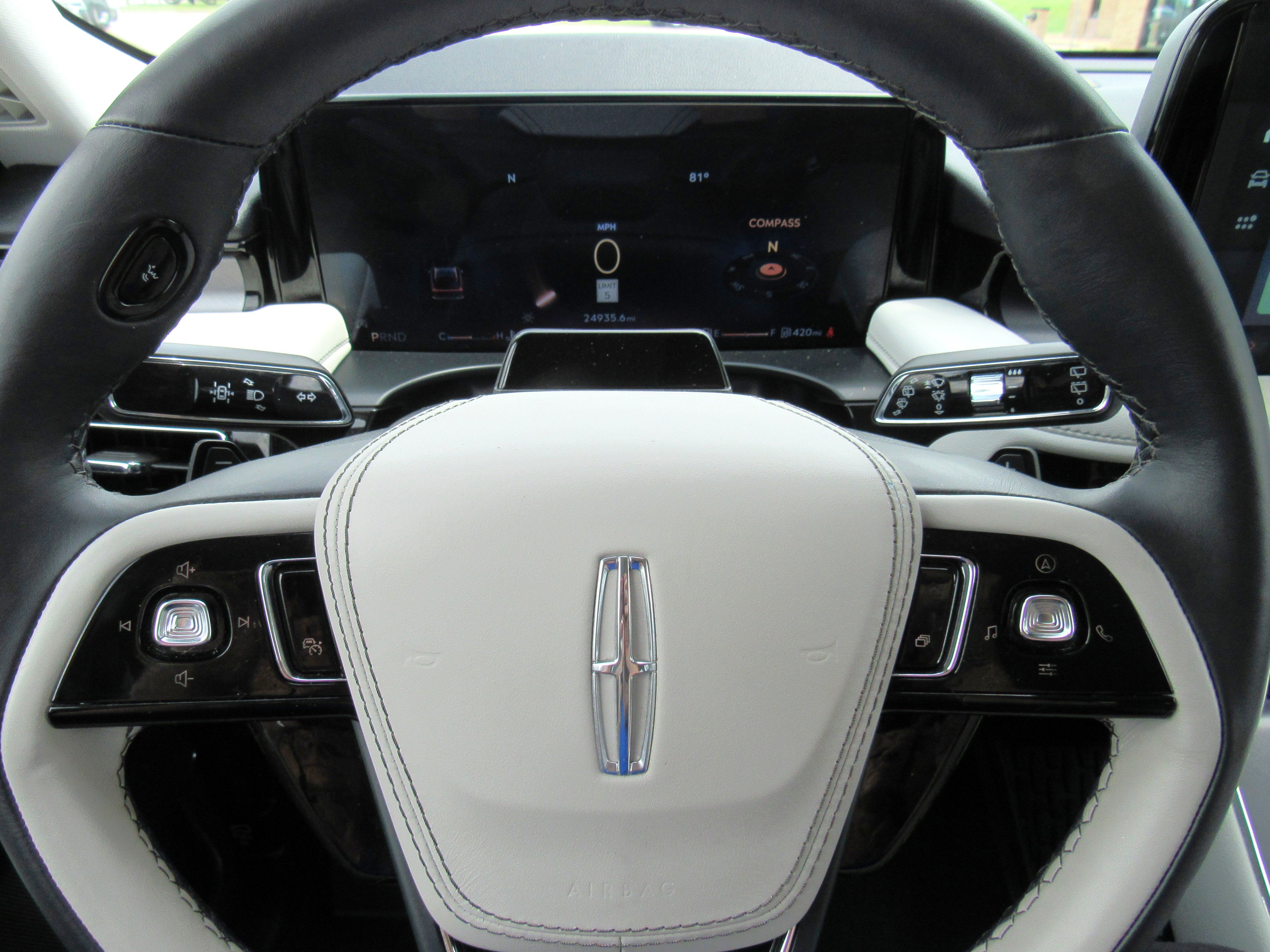 2025 Lincoln Aviator Premiere