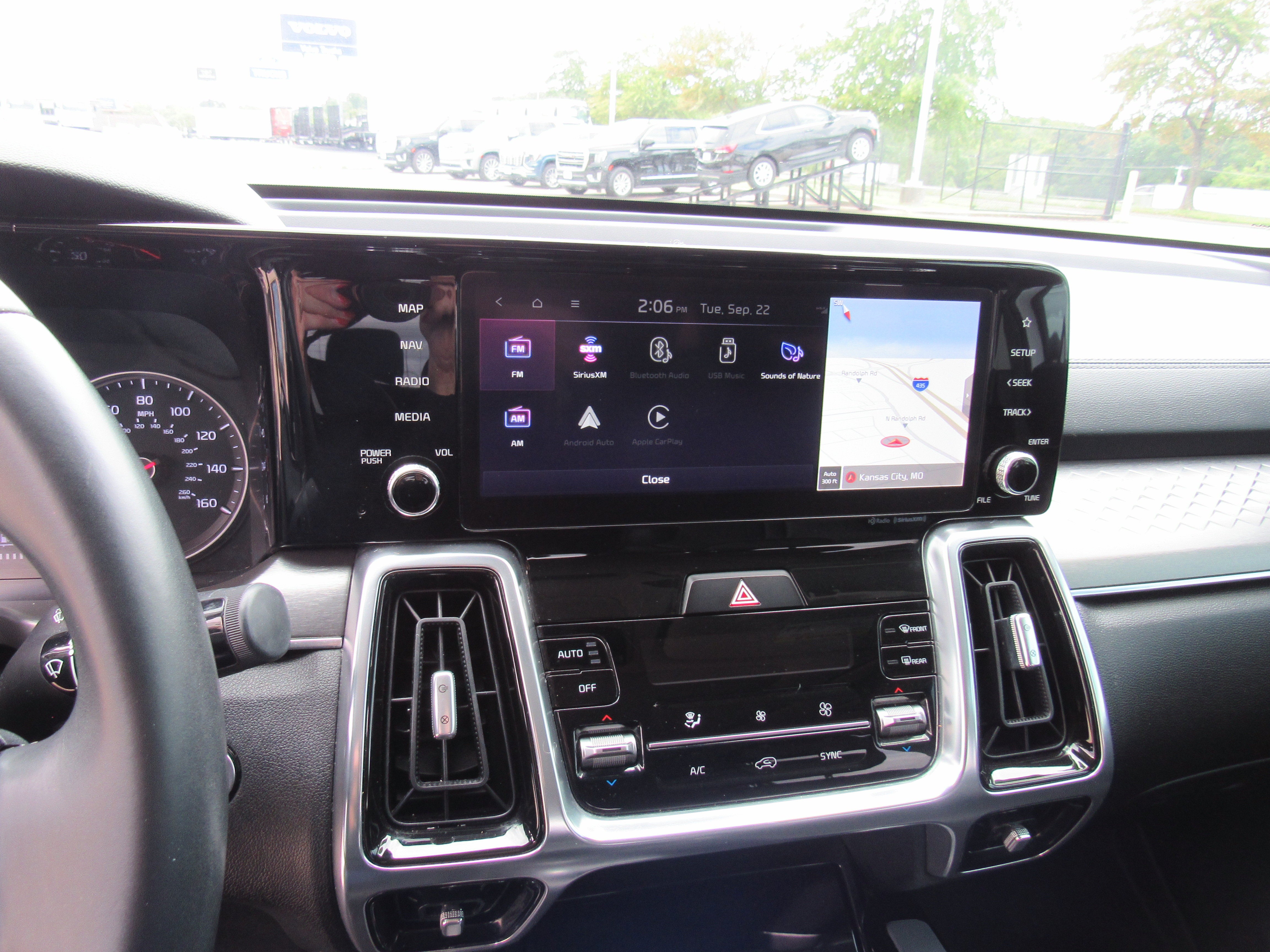 2022 Kia Sorento SX