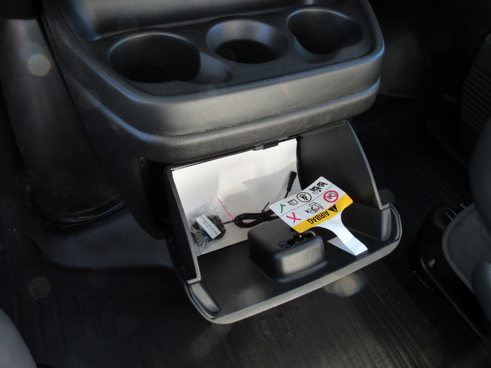 2025 GMC Savana Cutaway 3500 1WT