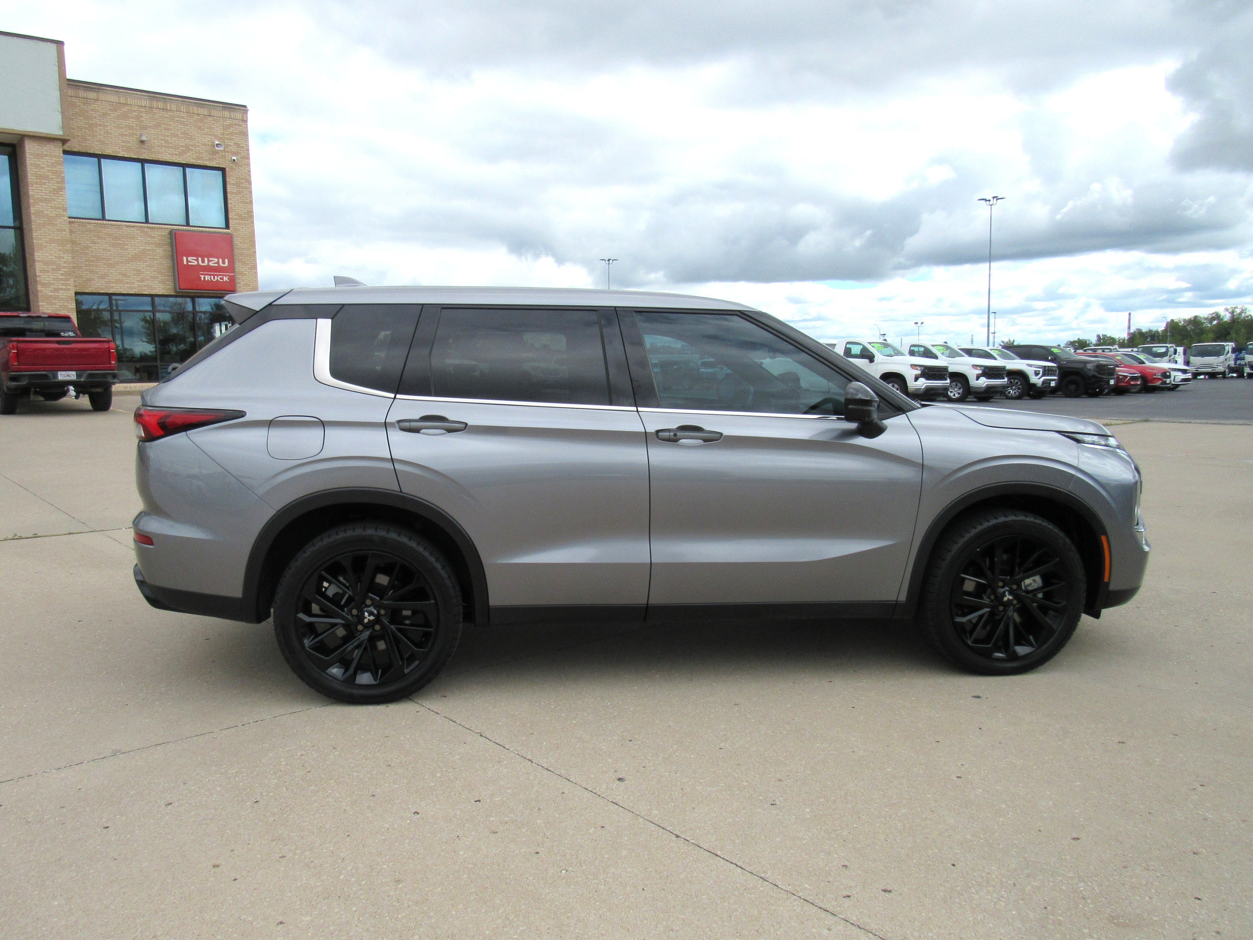 2024 Mitsubishi Outlander SE Black Edition S-AWC