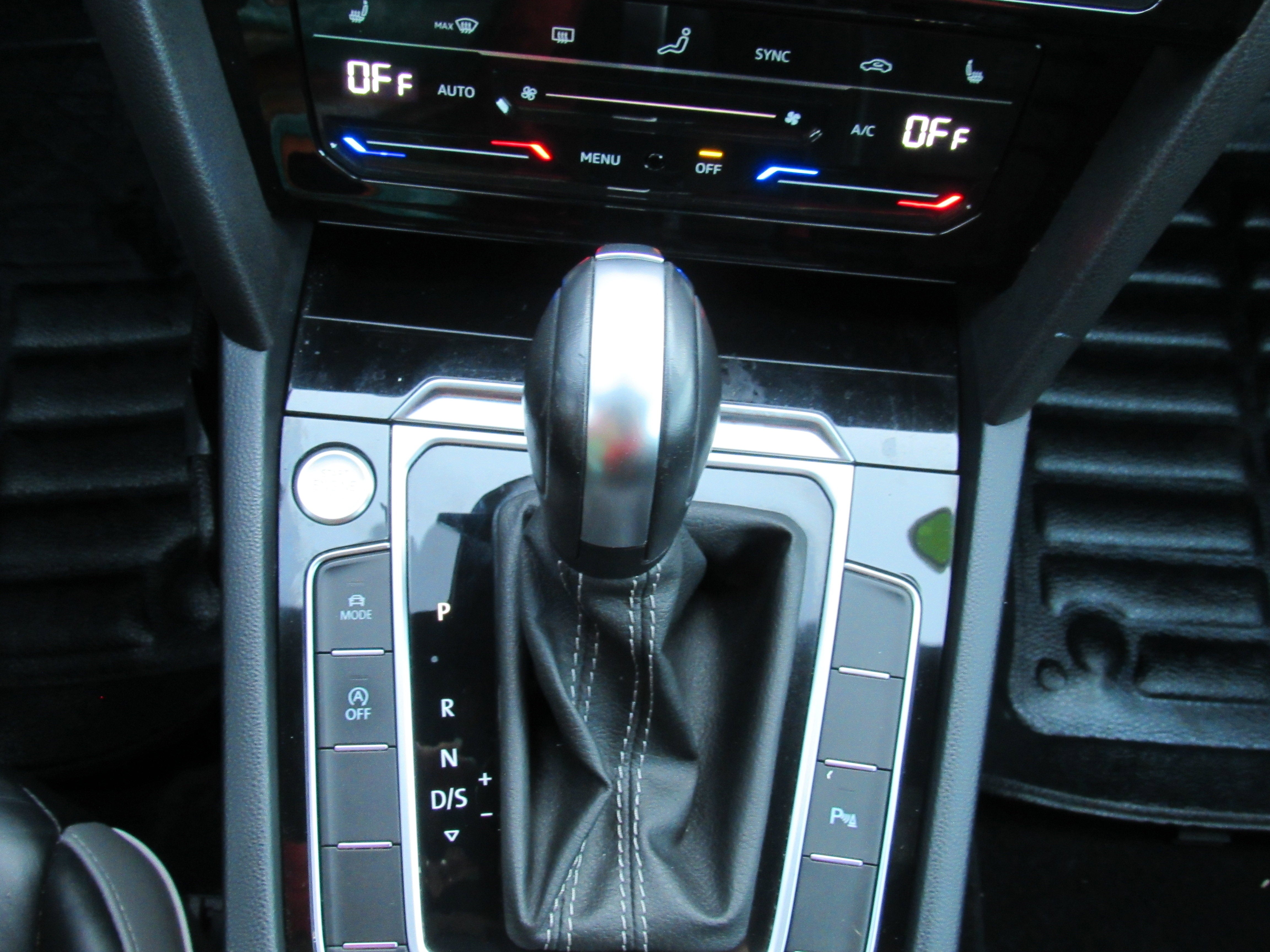 2022 Volkswagen Arteon SEL R-Line